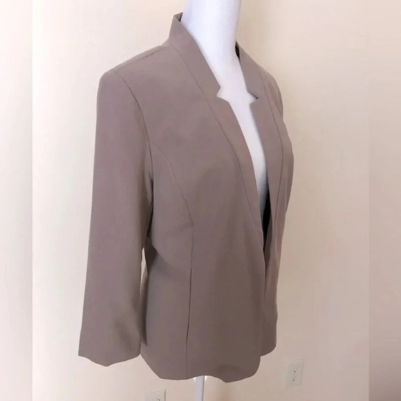 kenzie Jackets & Blazers - Women Kenzie Spring Blazer